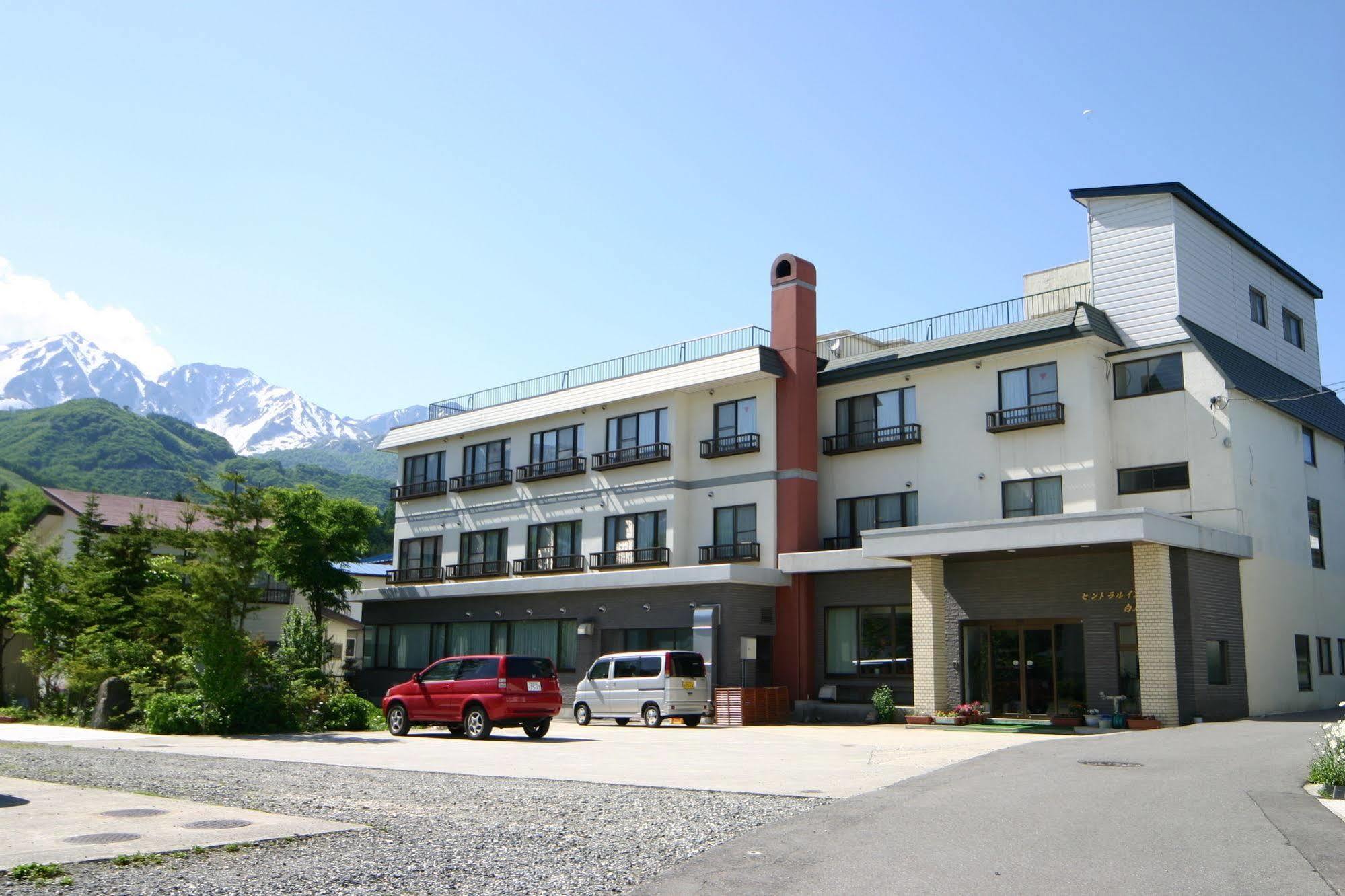 Central Inn Хакуба Екстериор снимка